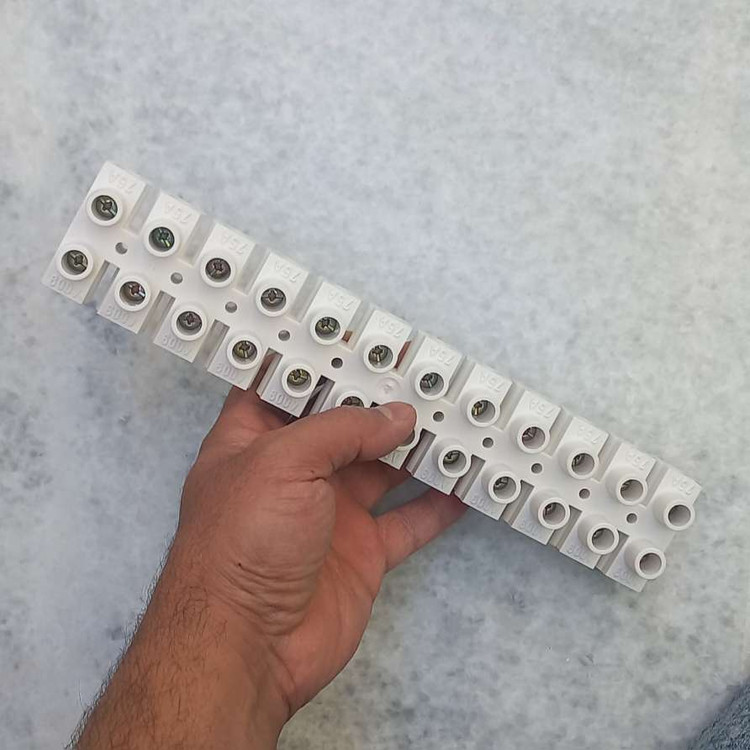 ترمینال برق