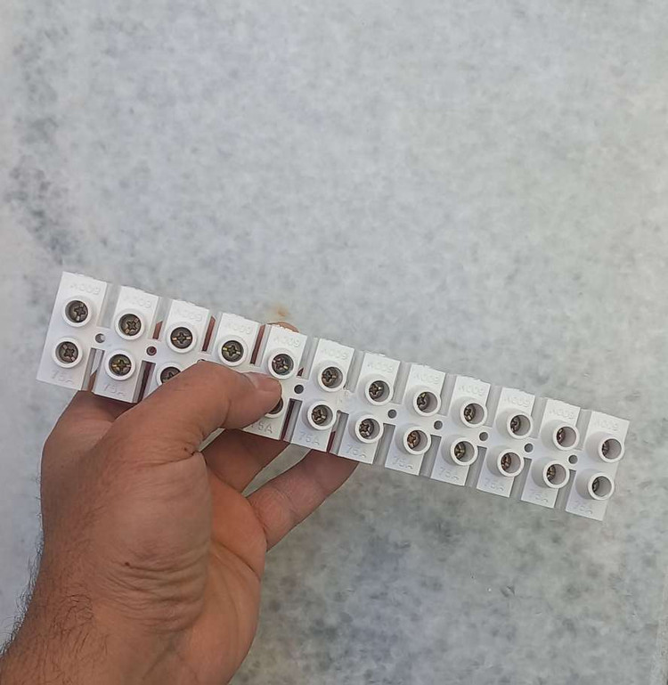 ترمینال برق